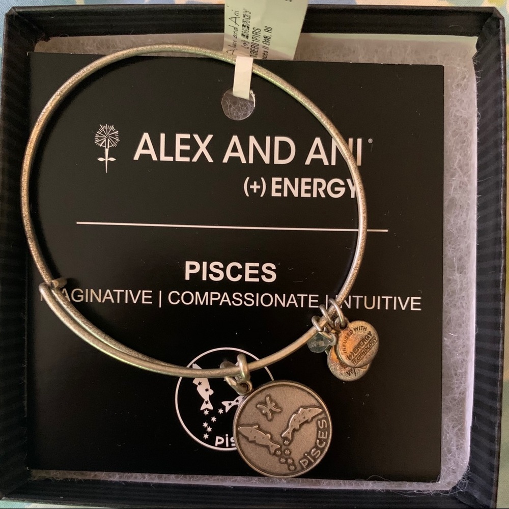 NWT Alex & Ani Pisces Bracelet